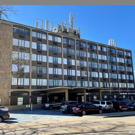 Condo Close To Stadium And Free Parking Knoxville Bagian luar foto